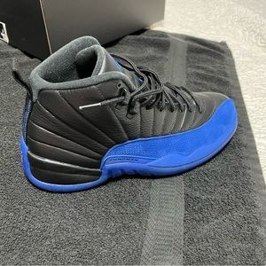 Jordan 12s black and blue worn 1x looks brand new original box and receipt